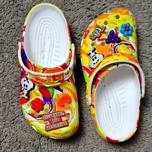 Crocs Limited Edition (Twix Cereal)